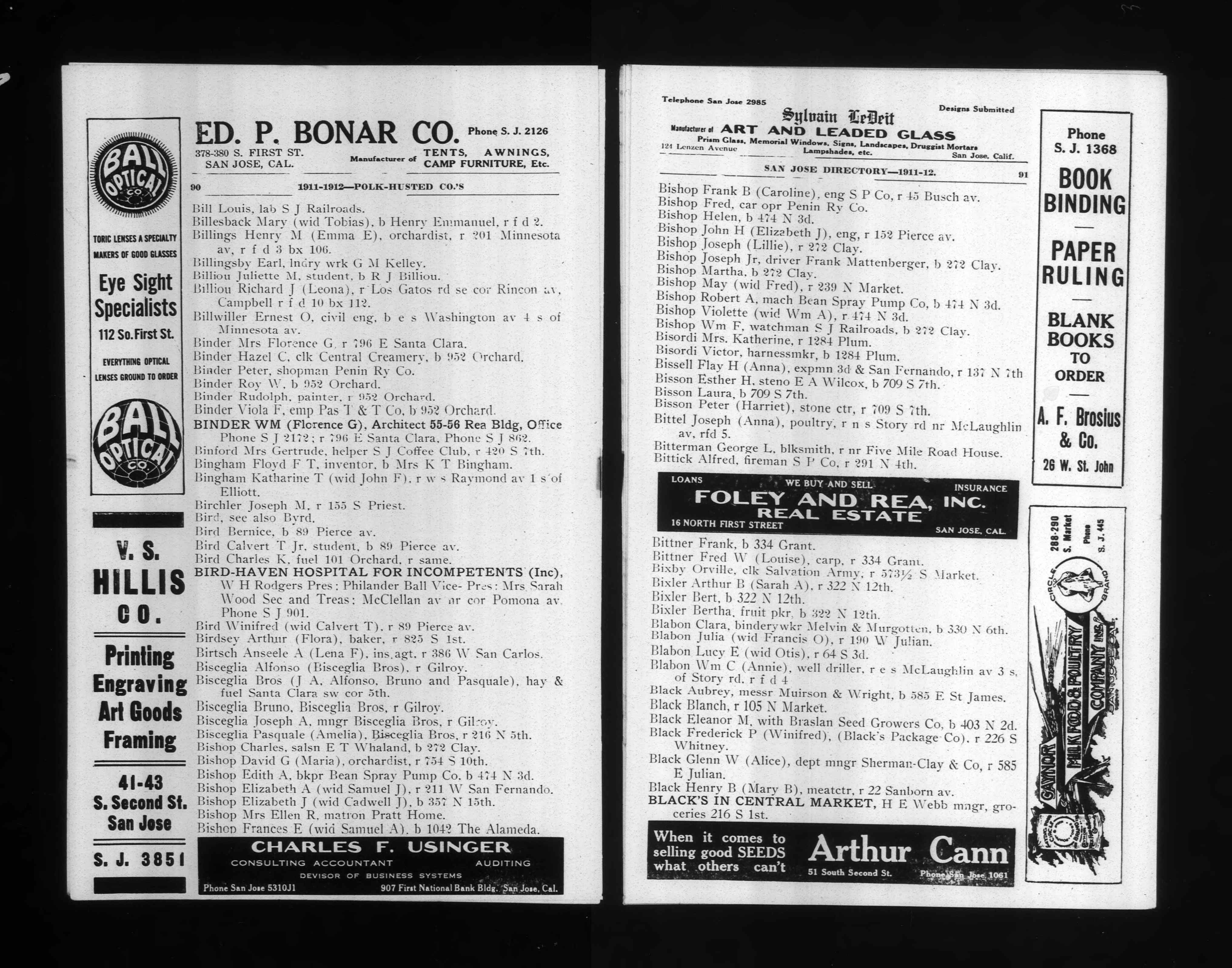 First click in the center of the circle, then click anywhere on the outside of the circle.